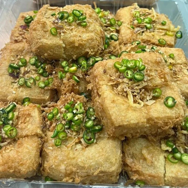 Tauhu Kekwa, stuffed tofu puffs